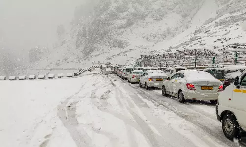 ECI Defers Polling in Anantnag-Rajouri Till May 25 in View of Inclement Weather