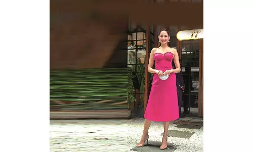 Happy to get good work, says Pragya Jaiswal
