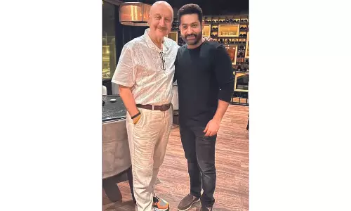 Anupam Kher praises Jr NTR