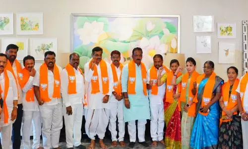 Boost for Konda after Cong and BRS corporators from Chevella join BJP