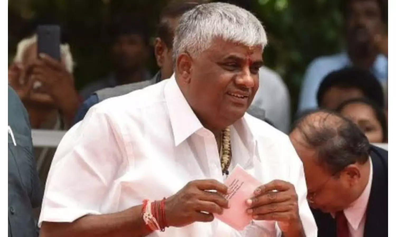 Youth Alleges JDS MLA Revannas Role in Mothers Disappearance Youth Alleges JDS MLA Revannas Role in Mothers Disappearance