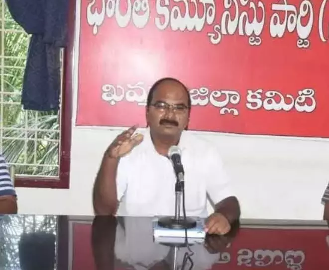 Khammam: CPM Backs Congress Ramashyam Reddy, Urges BJP Defeat for Democracy Khammam: CPM Backs Congress Ramashyam Reddy, Urges BJP Defeat for Democracy