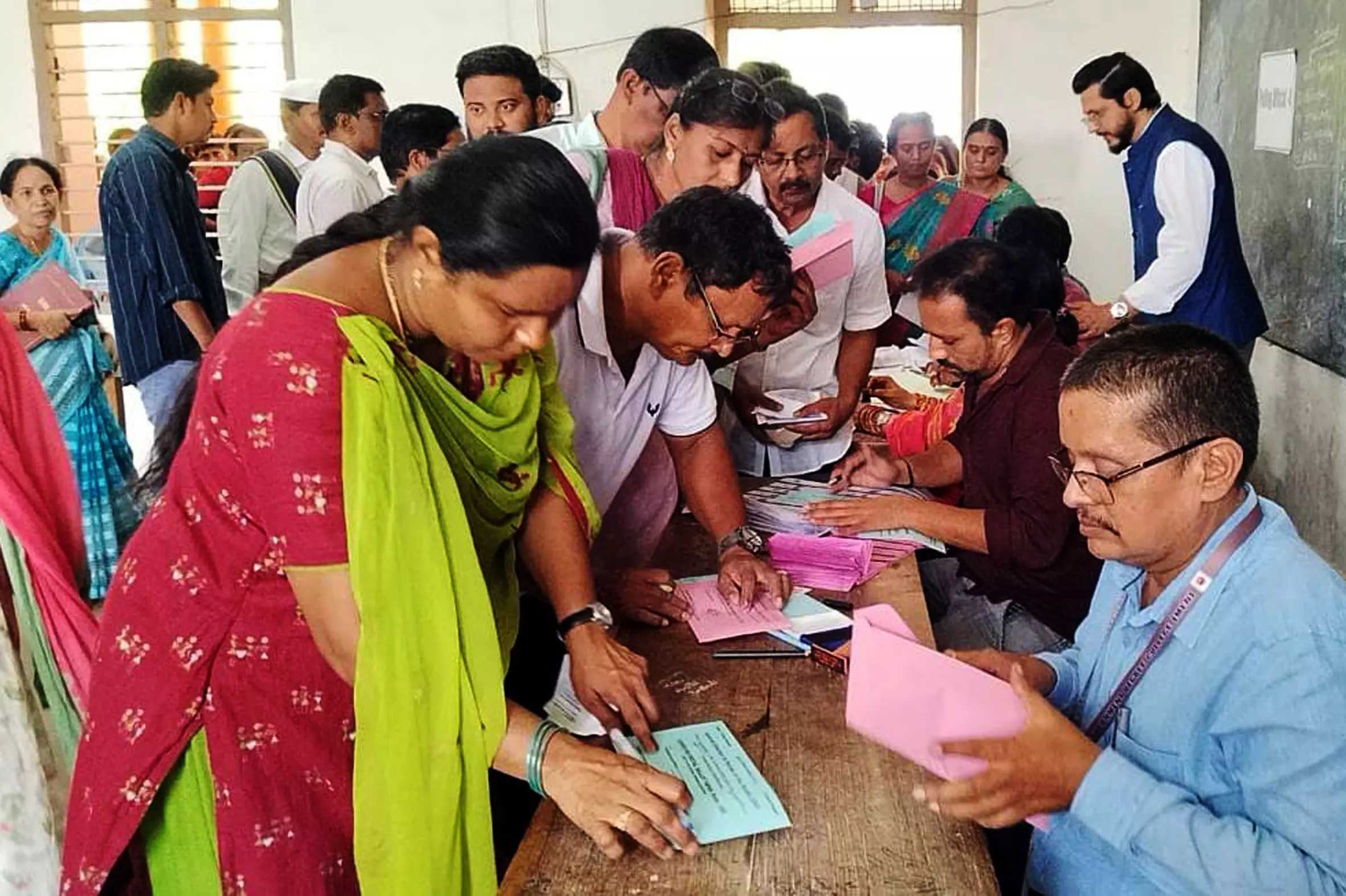 13 postal ballot facilitation centres in Kurnool, Nandyal
