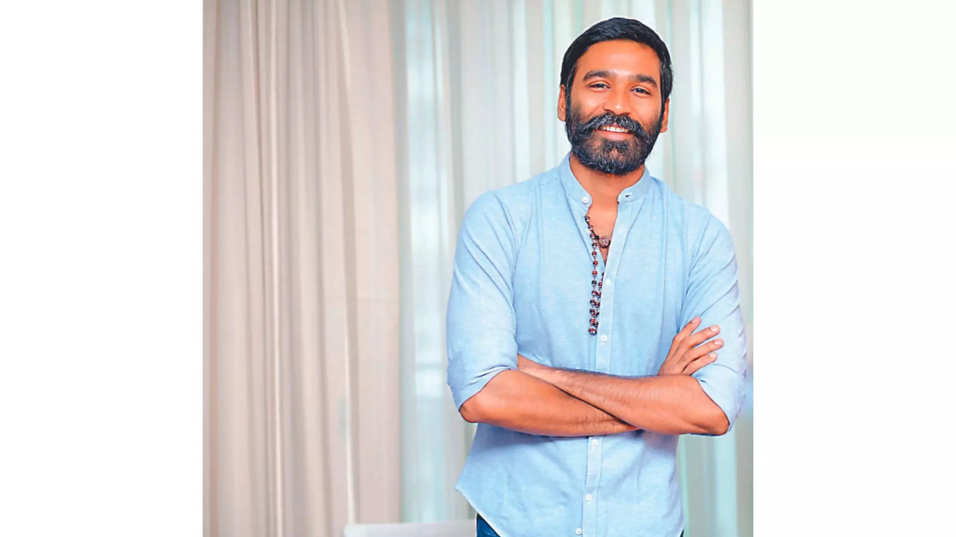 Dhanush shoots near stinking garbage dump for 10 hours