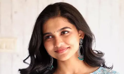 Premalu Actress Mamitha Baiju Blushes in Pink