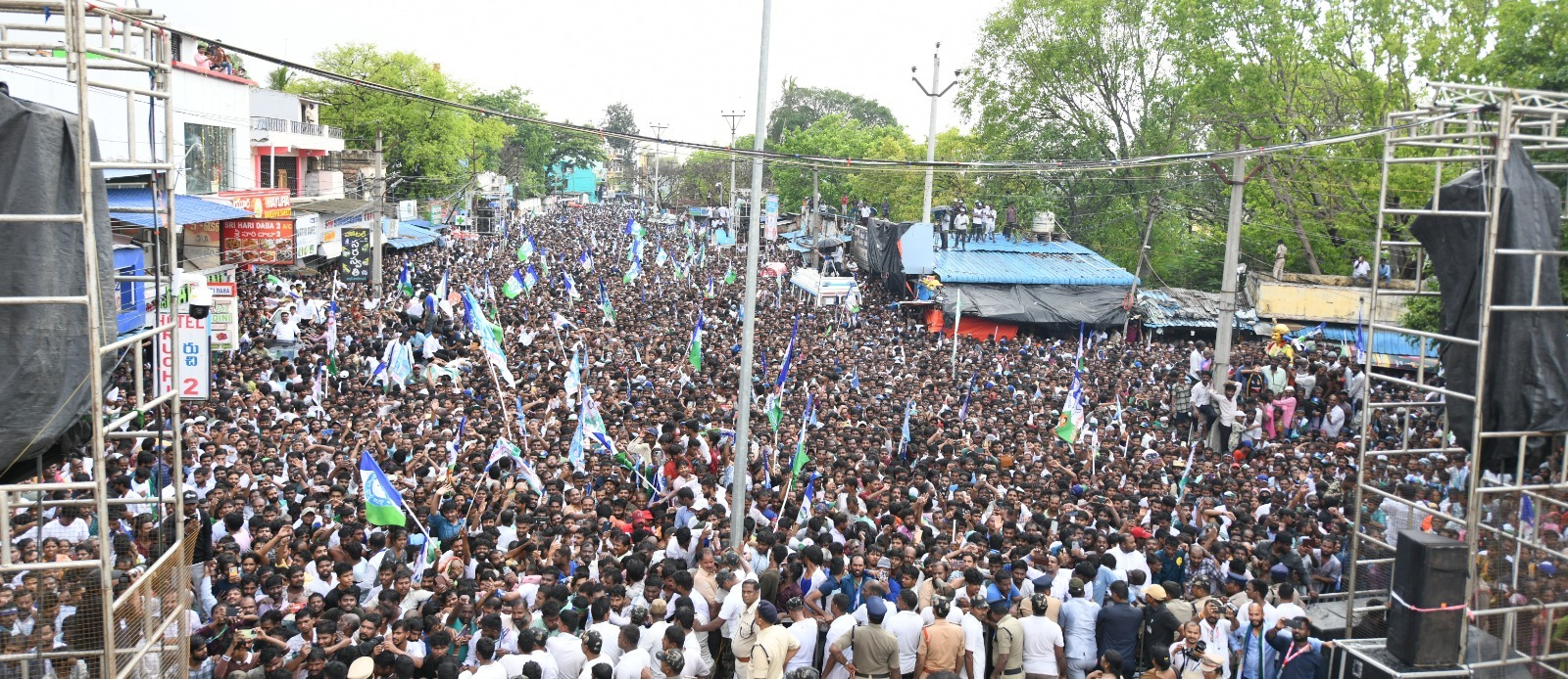Campaigning in Heatwave a challenge for AP Leaders