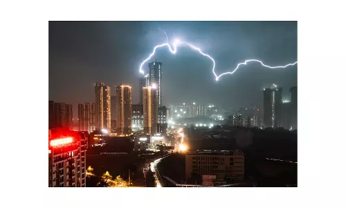 Heavy rain lashes parts of Hyderabad City