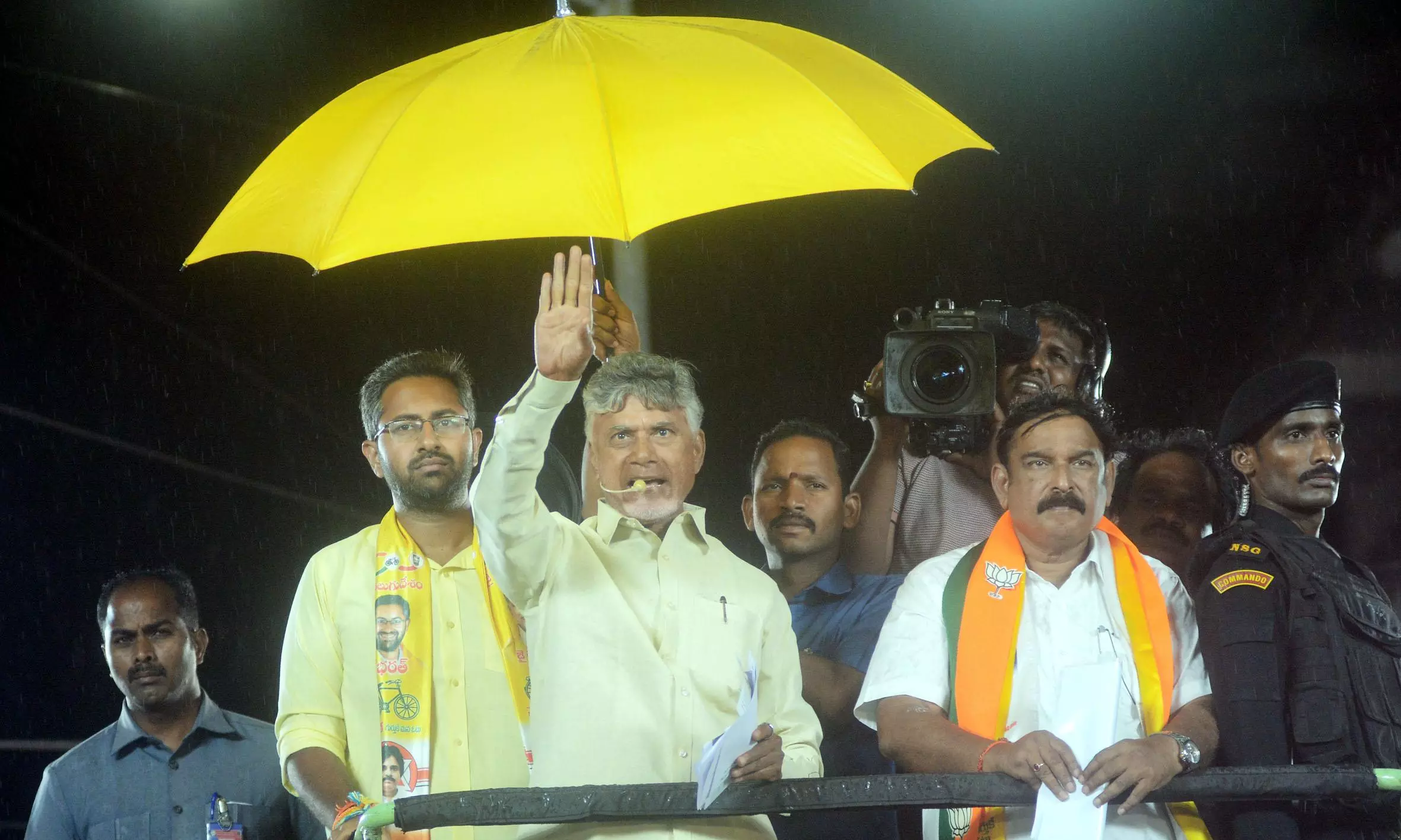 Naidu promises to junk Land Titling Act within 24 hours of win