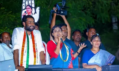 Kadapa Court Fines Sharmila, Sunitha in Viveka Case