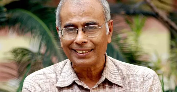 Special court sentences two to life imprisonment, acquits three in Dabholkar murder case Special court sentences two to life imprisonment, acquits three in Dabholkar murder case