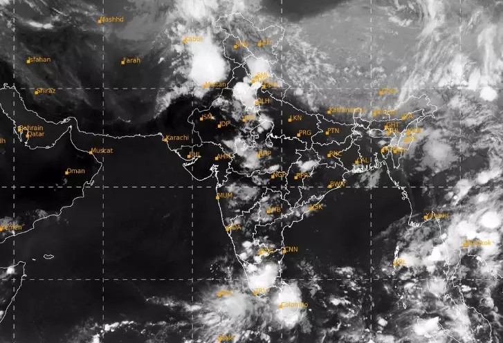 Telangana Voters Brace for Rain and Thunderstorms on Polling Day