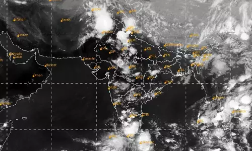 Telangana Voters Brace for Rain and Thunderstorms on Polling Day