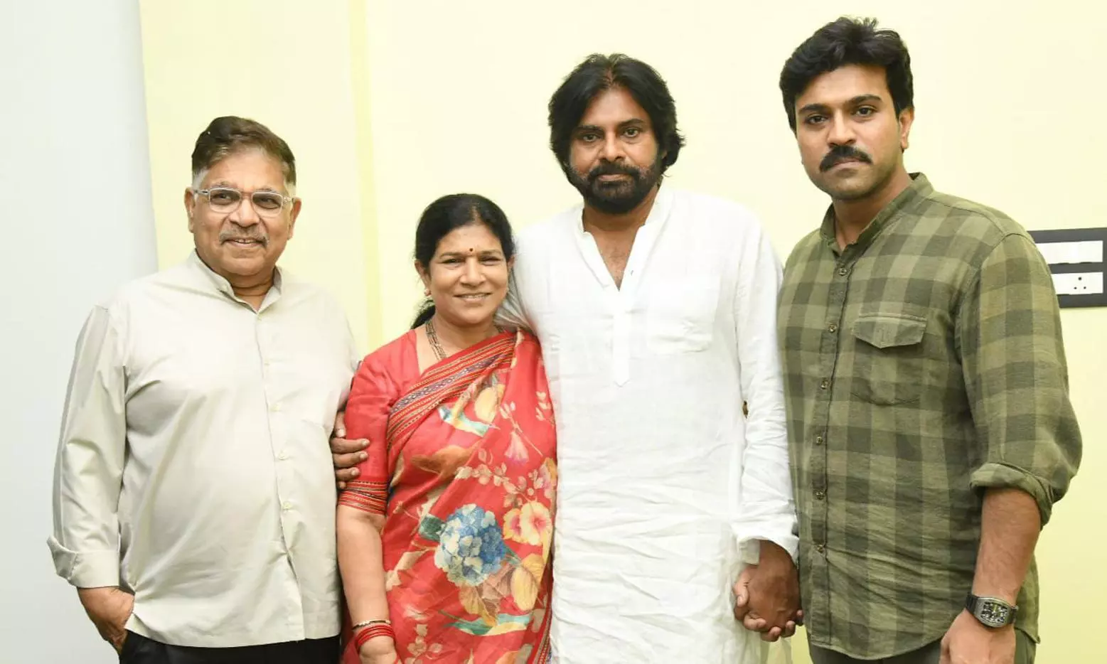 Ram Charan, Allu Aravind Reach Pithapuram Ram Charan, Allu Aravind Reach Pithapuram