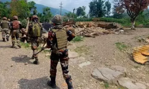 PoJK erupts; one police official killed, scores of people injured in clashes