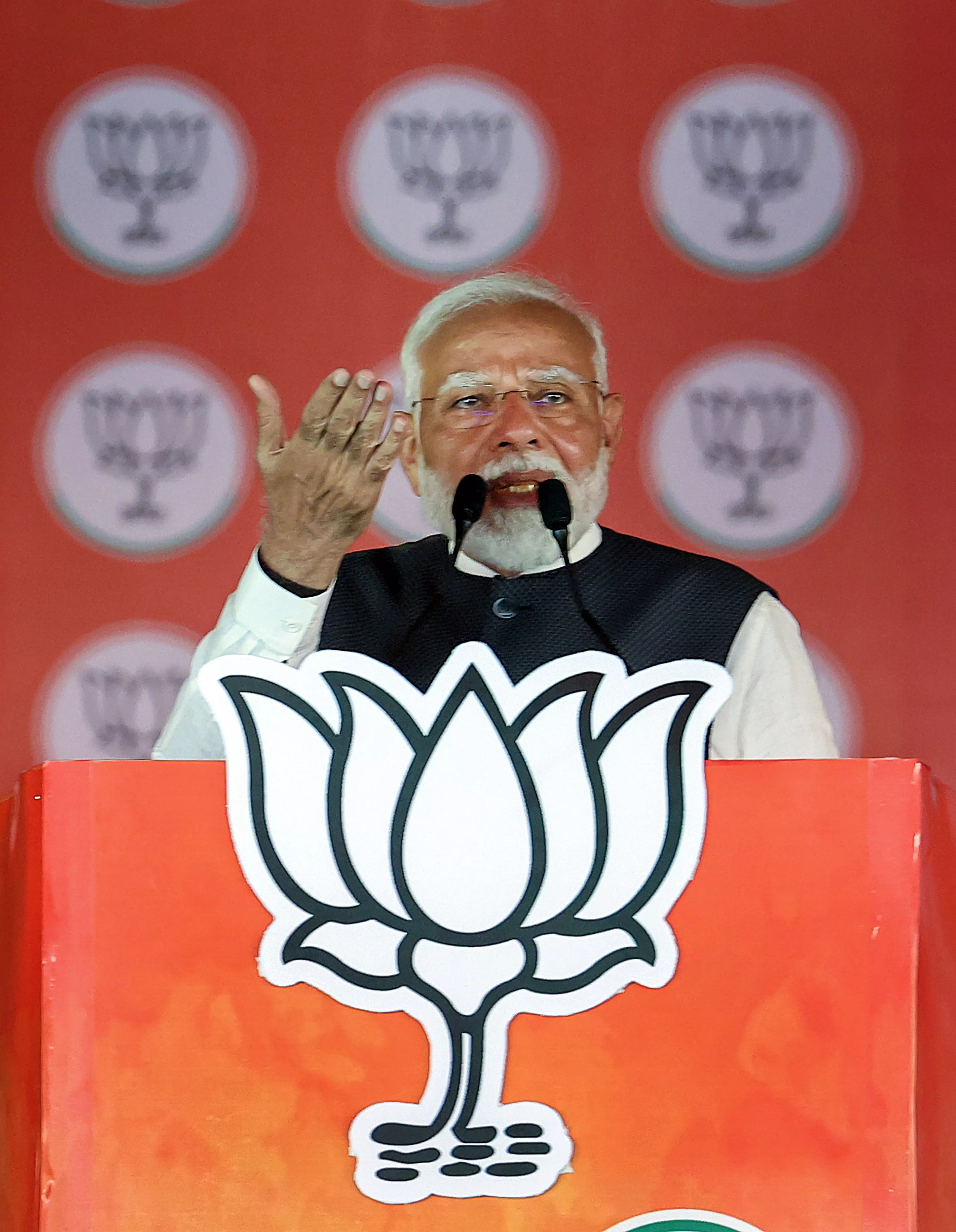 Modis dhakad government brought down wall of Article 370: PM Modi in Ambala Modis dhakad government brought down wall of Article 370: PM Modi in Ambala