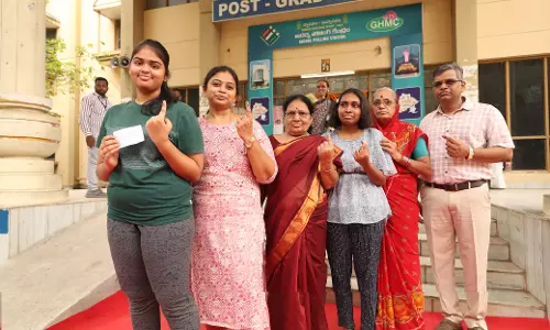 Larger Numbers of Voters Come to Godavari Districts to Cast Vote
