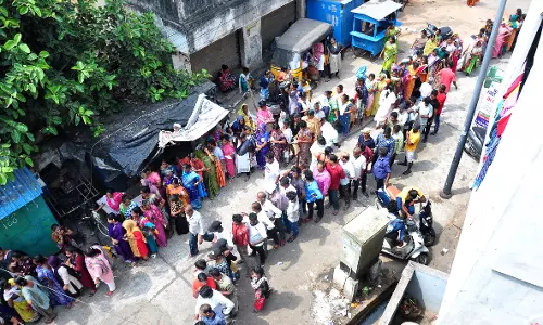 Longer Wait in Queue Upsets Voters