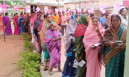 Shikha Mukerjee | Resolve Migration Issue To Tackle ‘Illegals’ Crisis Shikha Mukerjee | Resolve Migration Issue To Tackle ‘Illegals’ Crisis