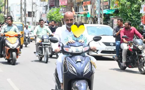 BJPs Bandi Sanjay Flouts Traffic Rules BJPs Bandi Sanjay Flouts Traffic Rules