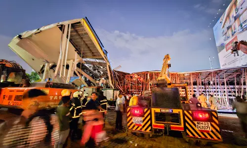 Hoarding collapses in Mumbai: 14 killed, 74 people rescued