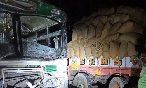 Five Die in Freak Accident in Konaseema District Five Die in Freak Accident in Konaseema District