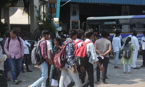 1.5L to 2L Voters from Hyderabad Ferried in Trains