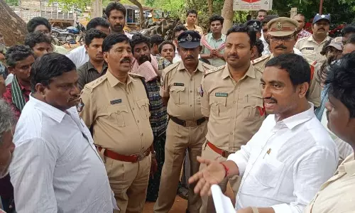 TD leader takes away supporter from police custody