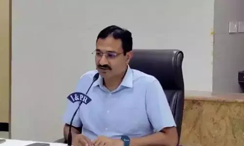 CEO inspects strong rooms in Vizag