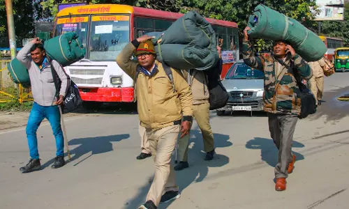 Anakapalli Police Support Retired Home Guard with Financial Aid