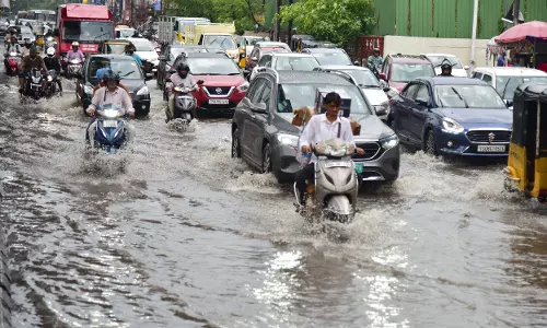 Heavy Rain Provides Relief to Sweltering Hyderabad, Causes Traffic Chaos