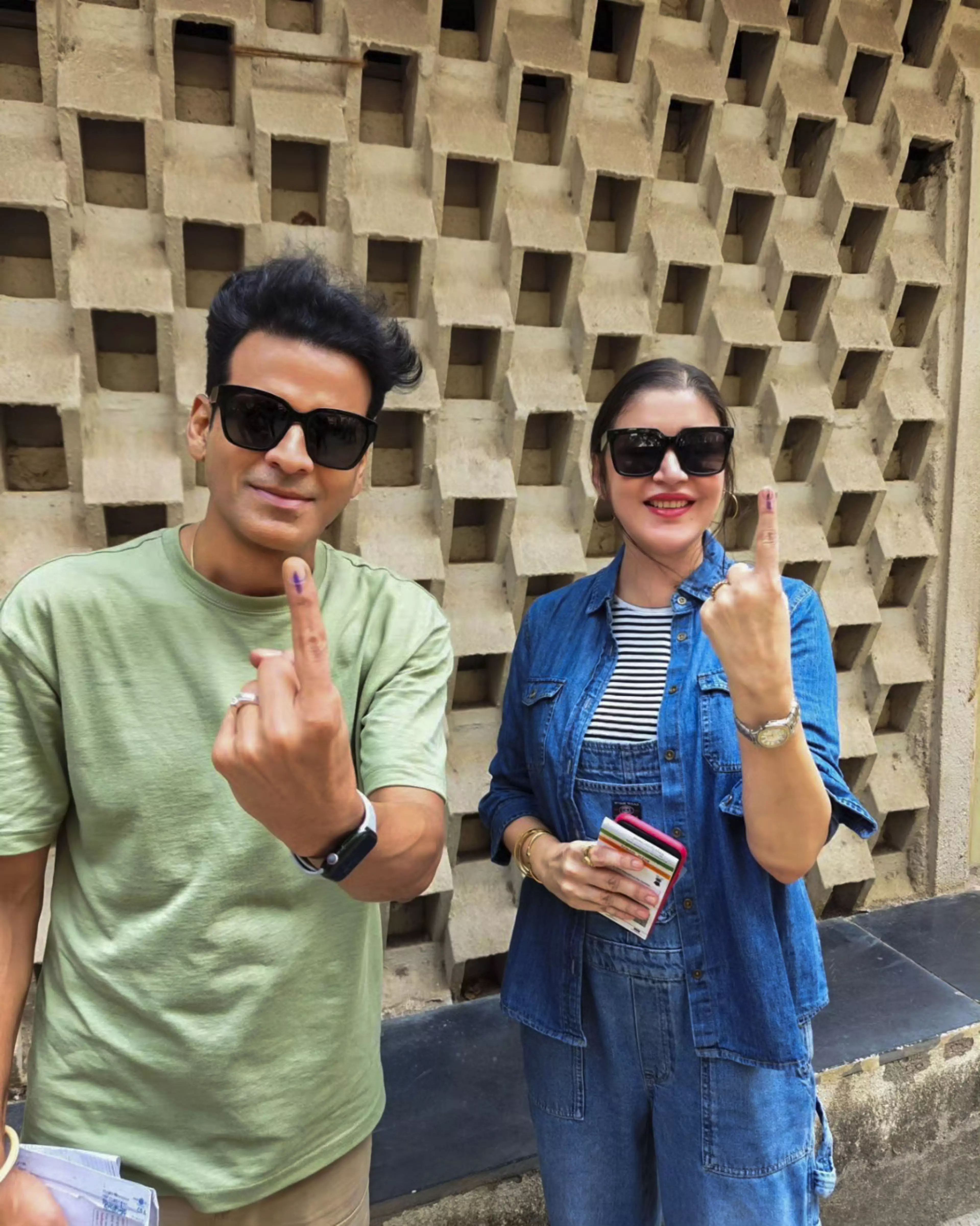 Bollywood actors cast their votes in Maharashtra elections