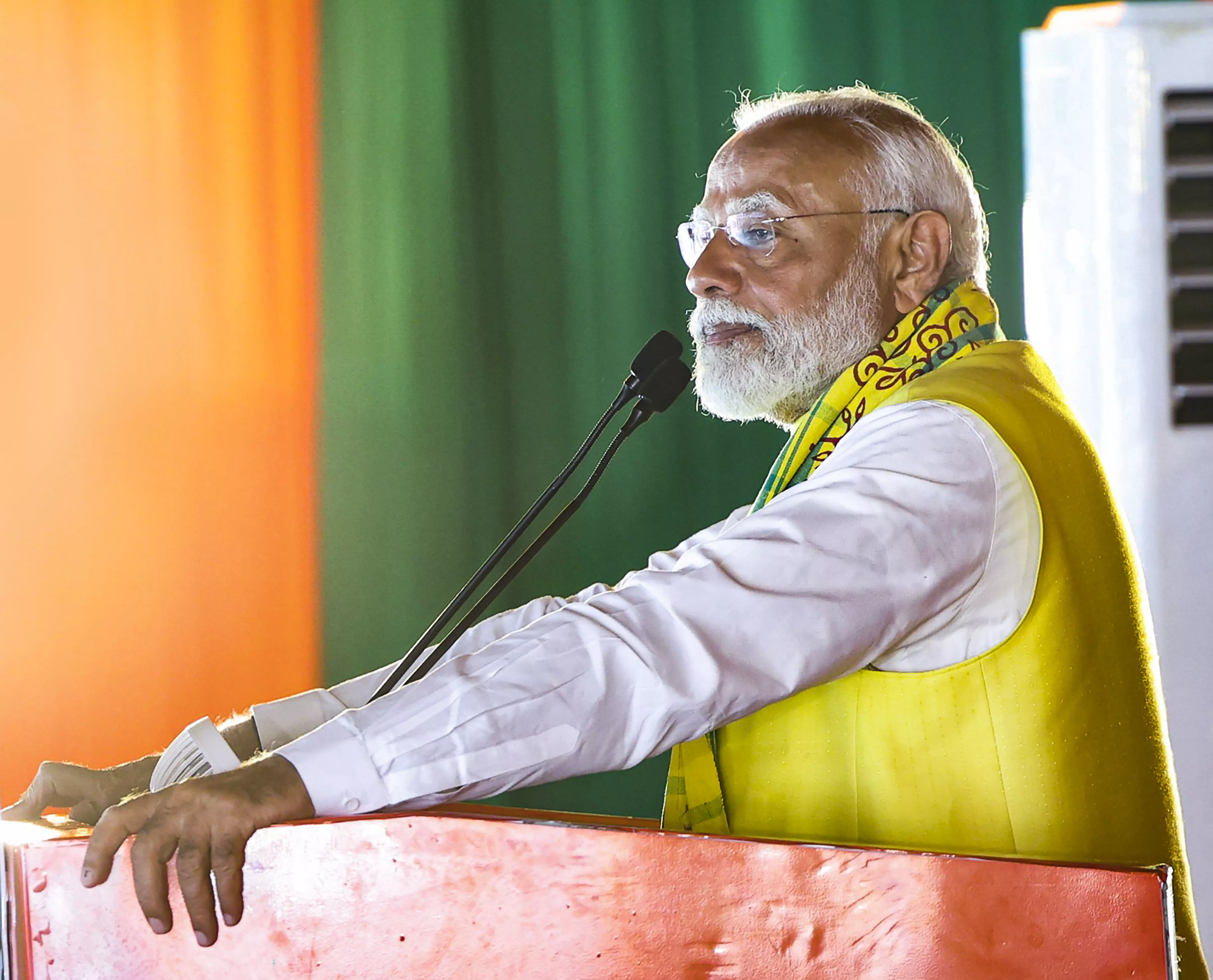 PM Modi Attacks INDIA Bloc as "Scamsters" at Election Rallies in Bihar and UP