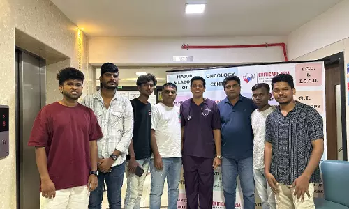 Shaitaan Actor Dr Ashish Gokhale Hosts Health Check-Up Camp for Mumbai Media