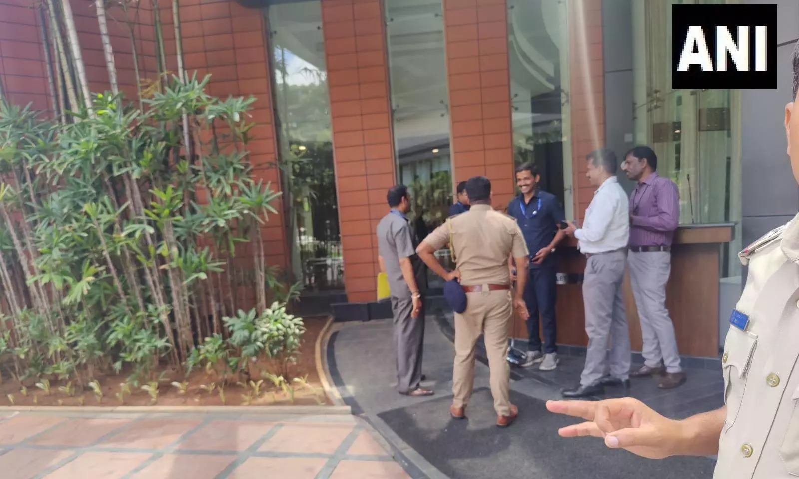 Three Hotels in Bengaluru Receive Bomb Threats Three Hotels in Bengaluru Receive Bomb Threats