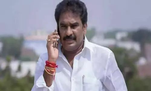 AP police intensifies search against YSRCP MLA Ramakrishna Reddy in EVM damage case