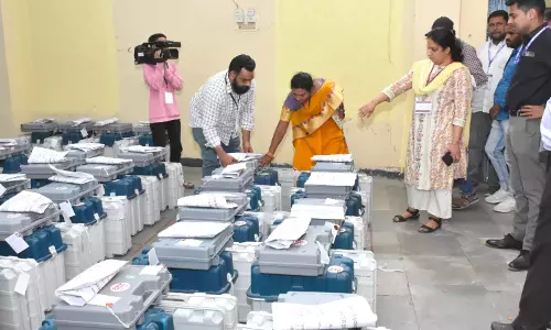 Mangalagiri returning officer reviews counting process
