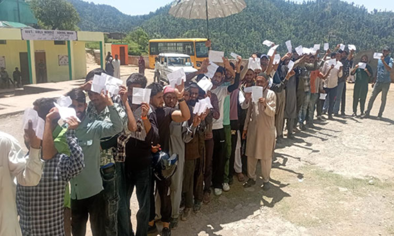 39.13 % voter turnout recorded in Phase 6 till 1 pm, West Bengal leads with 54.80 % turnout