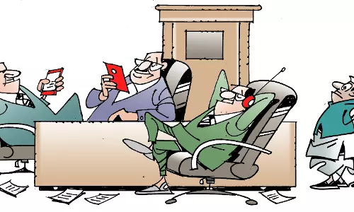 NETA NATTER | CABINET ATTACKS BABUS