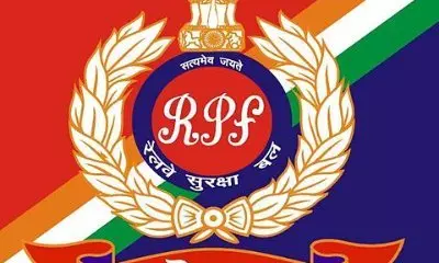 RPF foils man’s suicide attempt at Secunderabad and James Street line RPF foils man’s suicide attempt at Secunderabad and James Street line