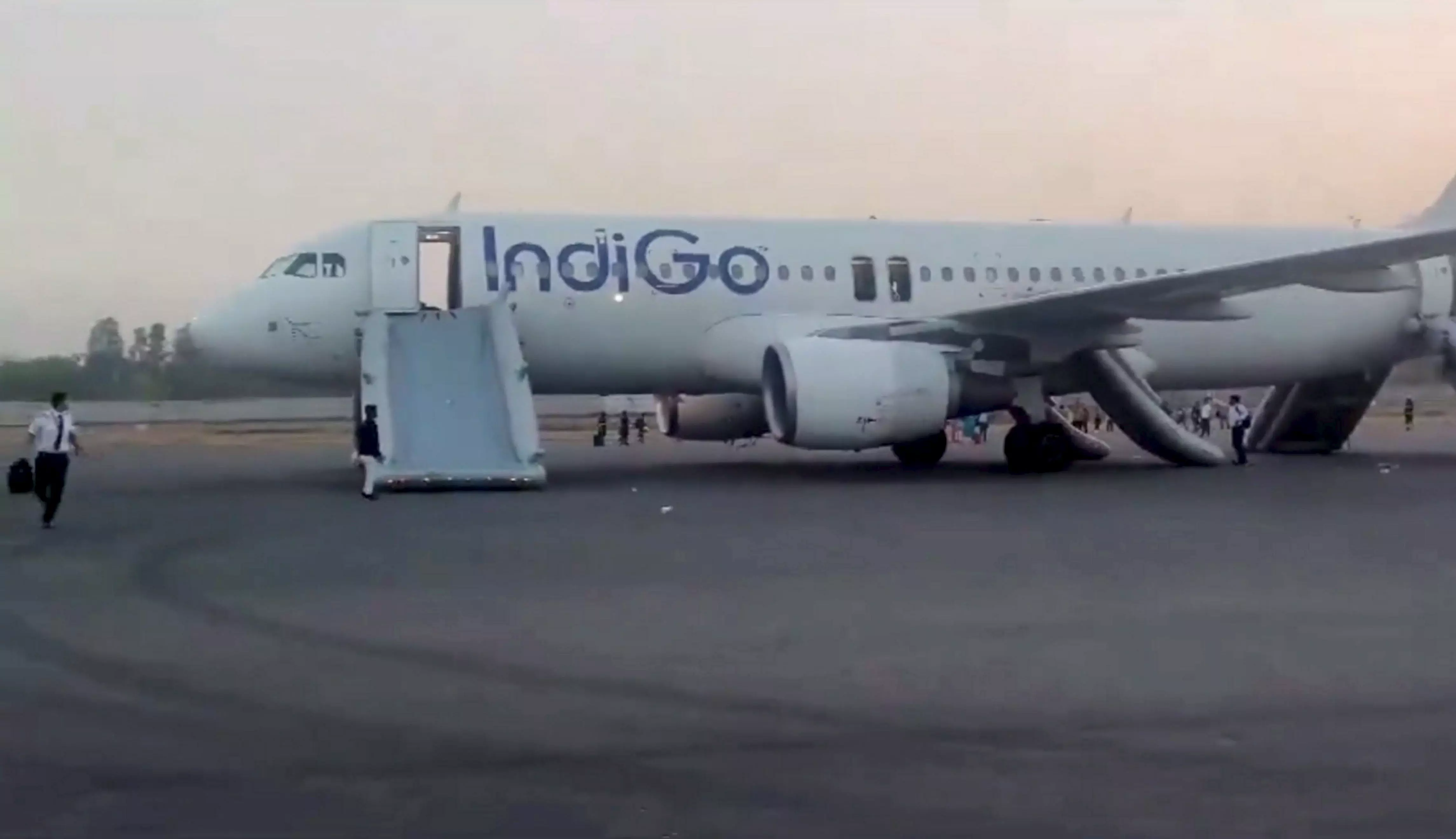 Delhi-Varanasi Indigo flight passengers evacuated after bomb threat Delhi-Varanasi Indigo flight passengers evacuated after bomb threat
