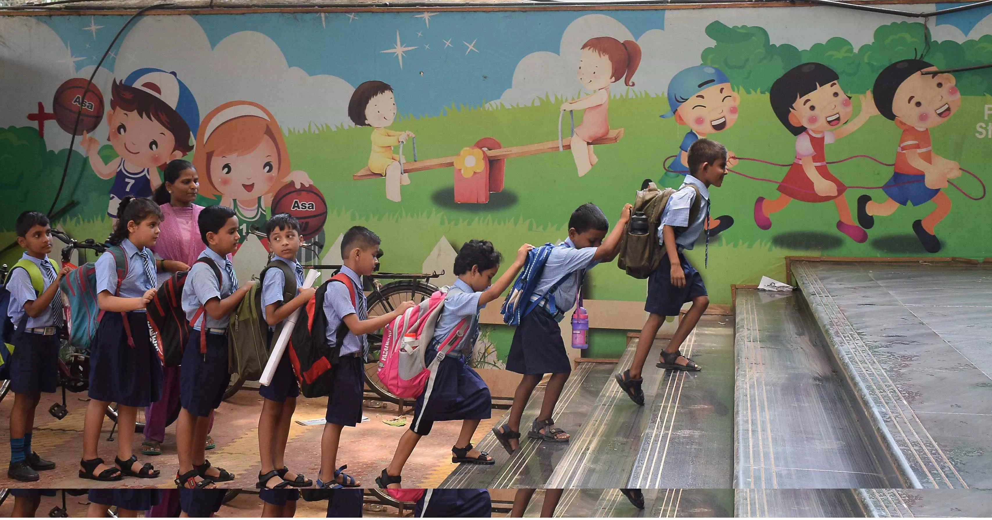 Himachal govt to close about 100 schools with zero enrolment of students Himachal govt to close about 100 schools with zero enrolment of students