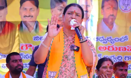 Ranga Reddys Demise Is a Great Loss: DK Aruna