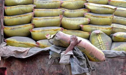 Indias Cement Prices Down by 8 Pc in April
