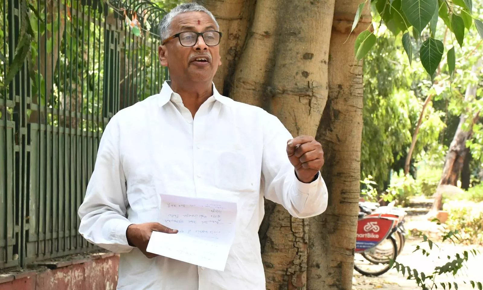 BJP will meet Amit Shah on Phone Tapping and Other Cases, says Prabhhakar Rao BJP will meet Amit Shah on Phone Tapping and Other Cases, says Prabhhakar Rao