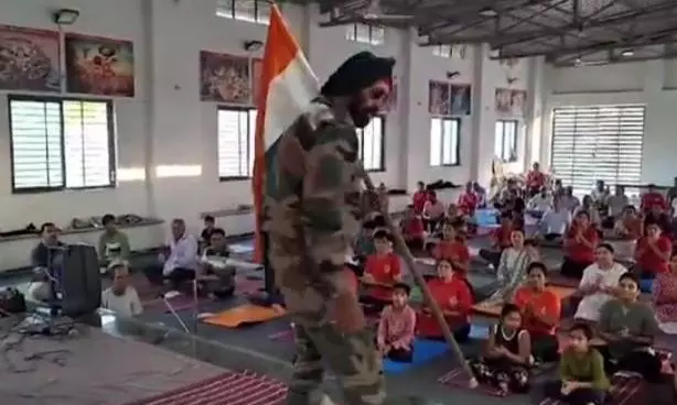 Retired Soldier Suffers Heart Attack, Collapses on Stage in Indore