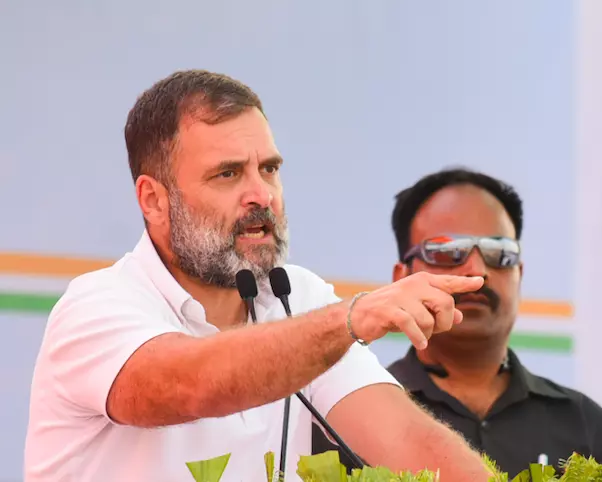 Deal final blow to this govt which has become symbol of tyranny: Rahul Deal final blow to this govt which has become symbol of tyranny: Rahul