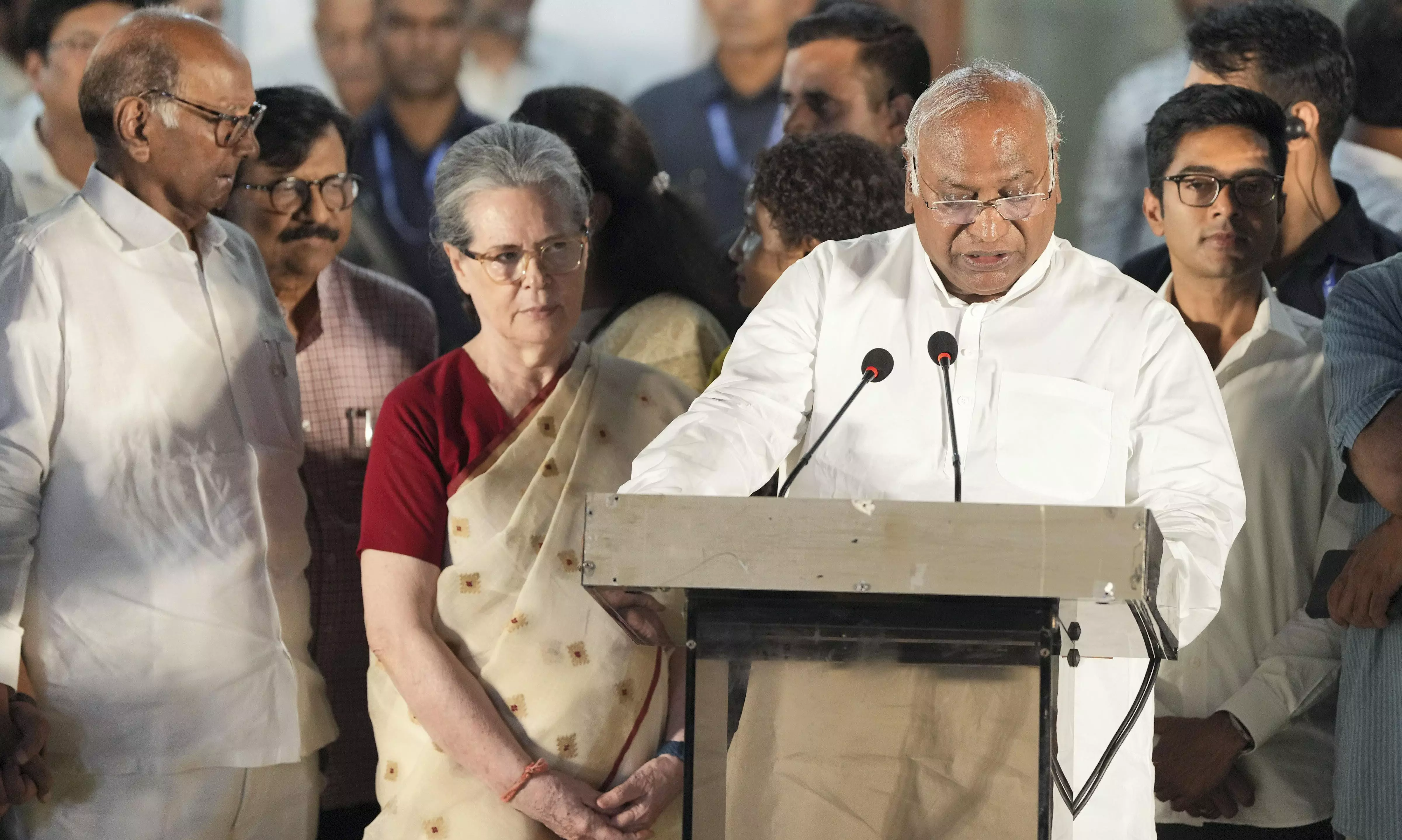 INDIA Adopts Wait and Watch Approach INDIA Adopts Wait and Watch Approach