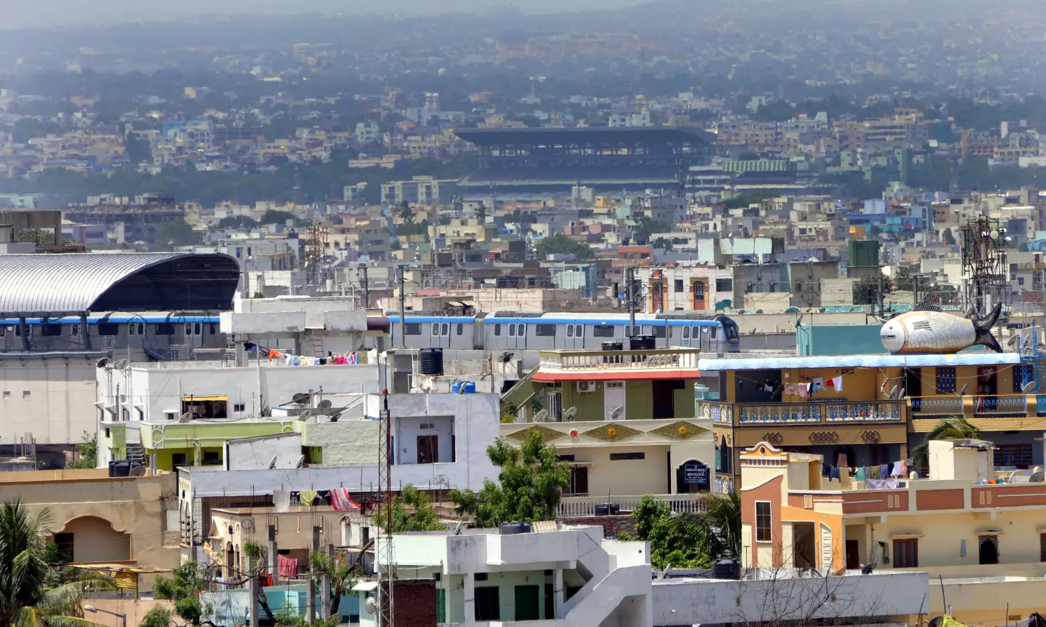 Technical Glitches Stall Hyderabad Metro Services, Passengers Affected