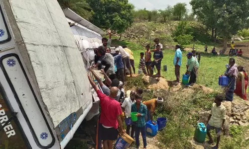 Locals Steal Diesel from Overturned Fuel Tanker in Bhongir