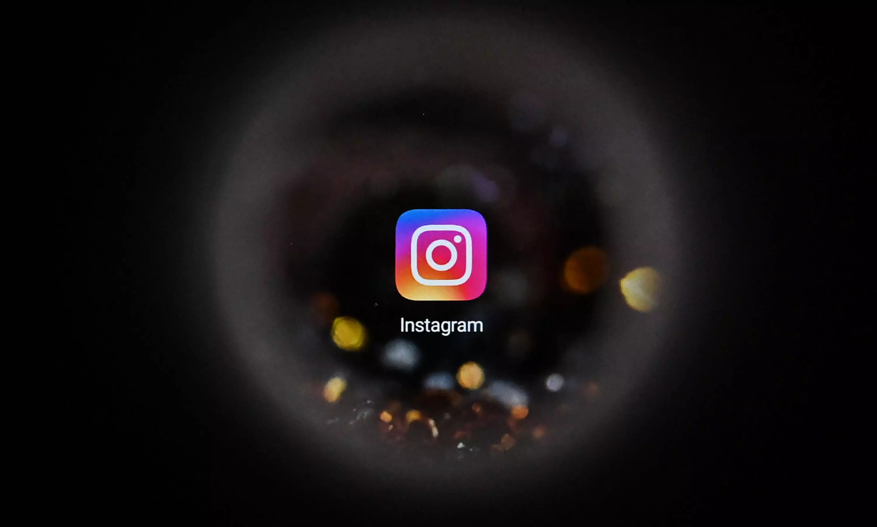 Instagram Tests Unskippable Ad Break Feature Instagram Tests Unskippable Ad Break Feature